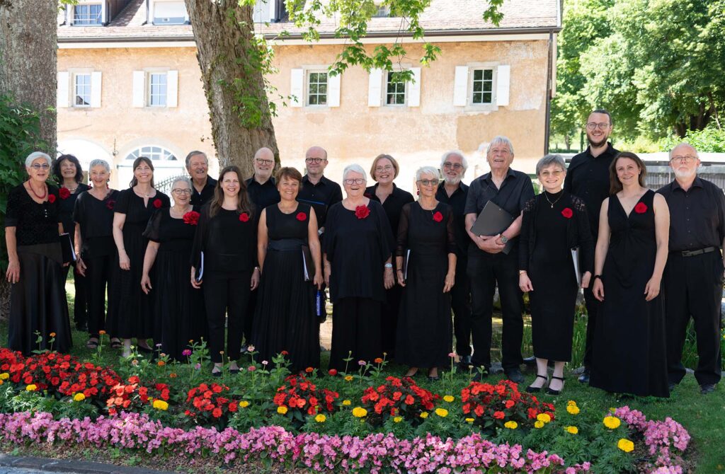 Photo de l'ensemble vocal alter-echo avant leur concert à l'abbaye de Bonmont, juin 2026